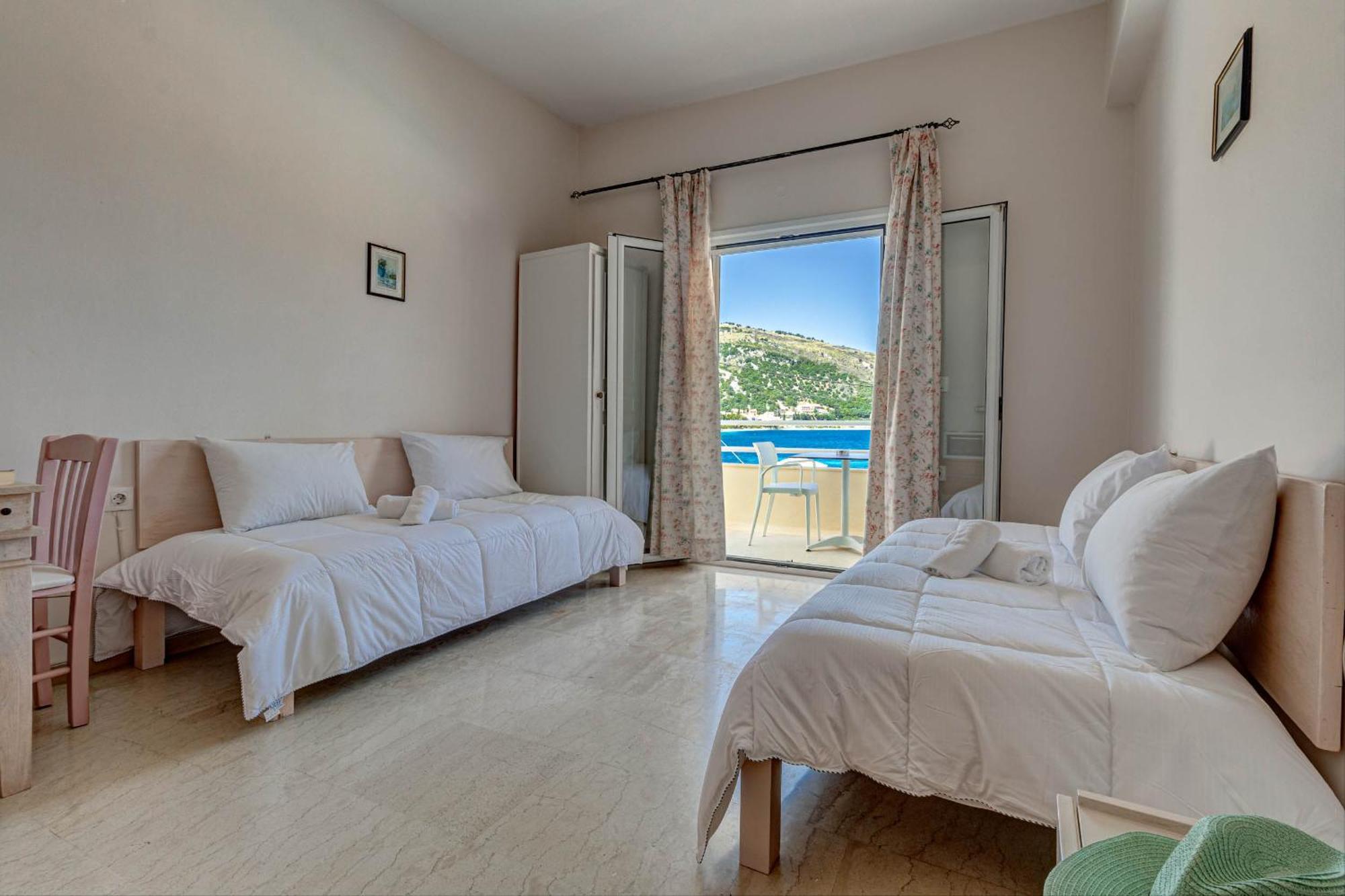 Serenity House Kassiopi Pokoj fotografie
