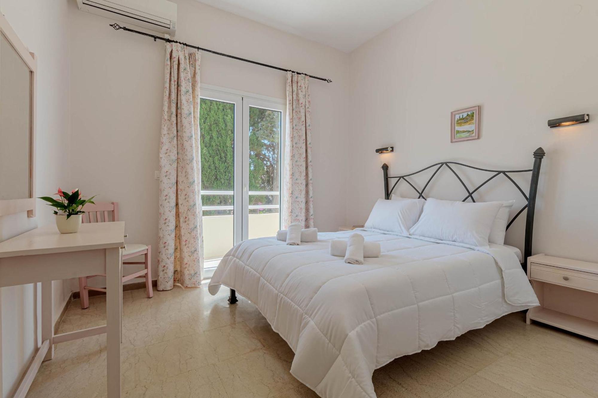 Serenity House Kassiopi Pokoj fotografie